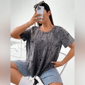 X-Large Shein Curve Gray Black Distressed Grunge Short-Sleeve T-Shirt